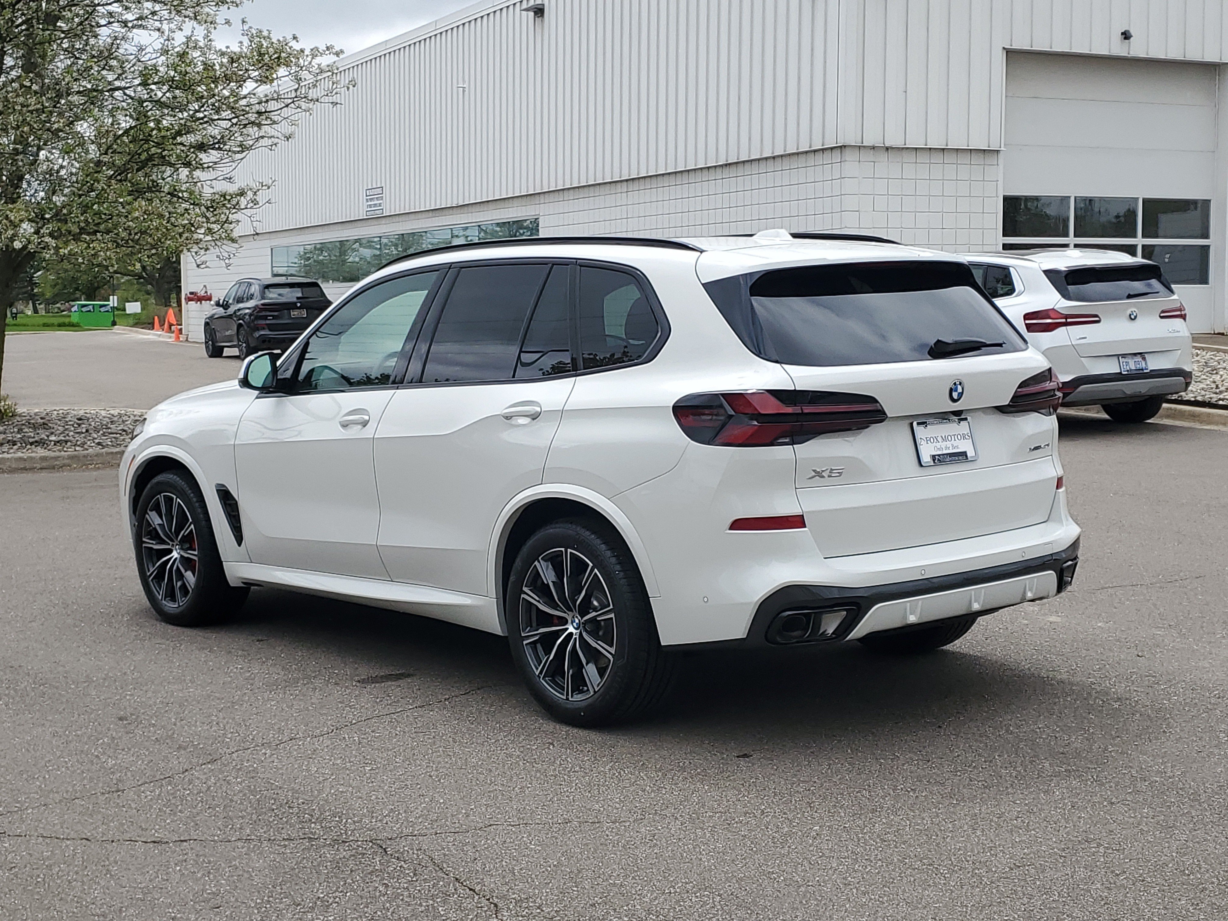 New 2026 BMW X5 xDrive40i w/ M Sport Package AWD/4WD video 2