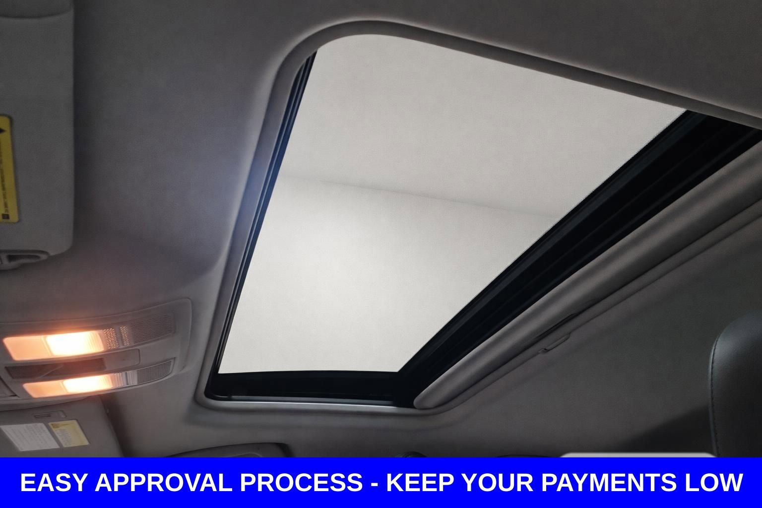 Used 2017 MAZDA MAZDA3 Touring image 12