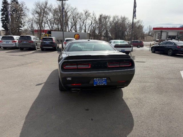 Used 2022 Dodge Challenger SXT w/ Blacktop Package image 10