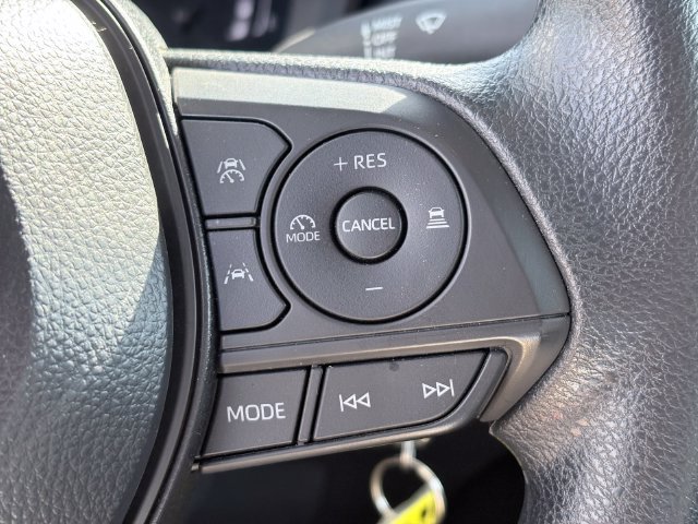 Used 2026 Toyota Corolla LE FWD image 14