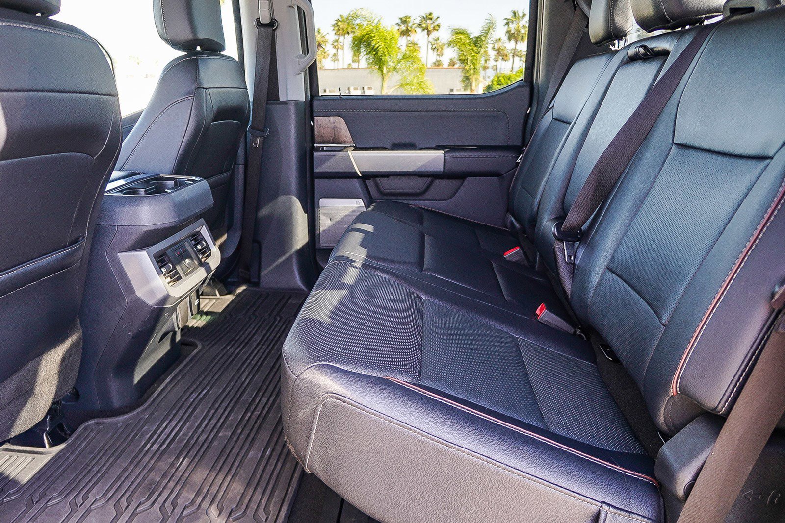 Used 2023 Ford F250 Lariat w/ Lariat Ultimate Package image 22