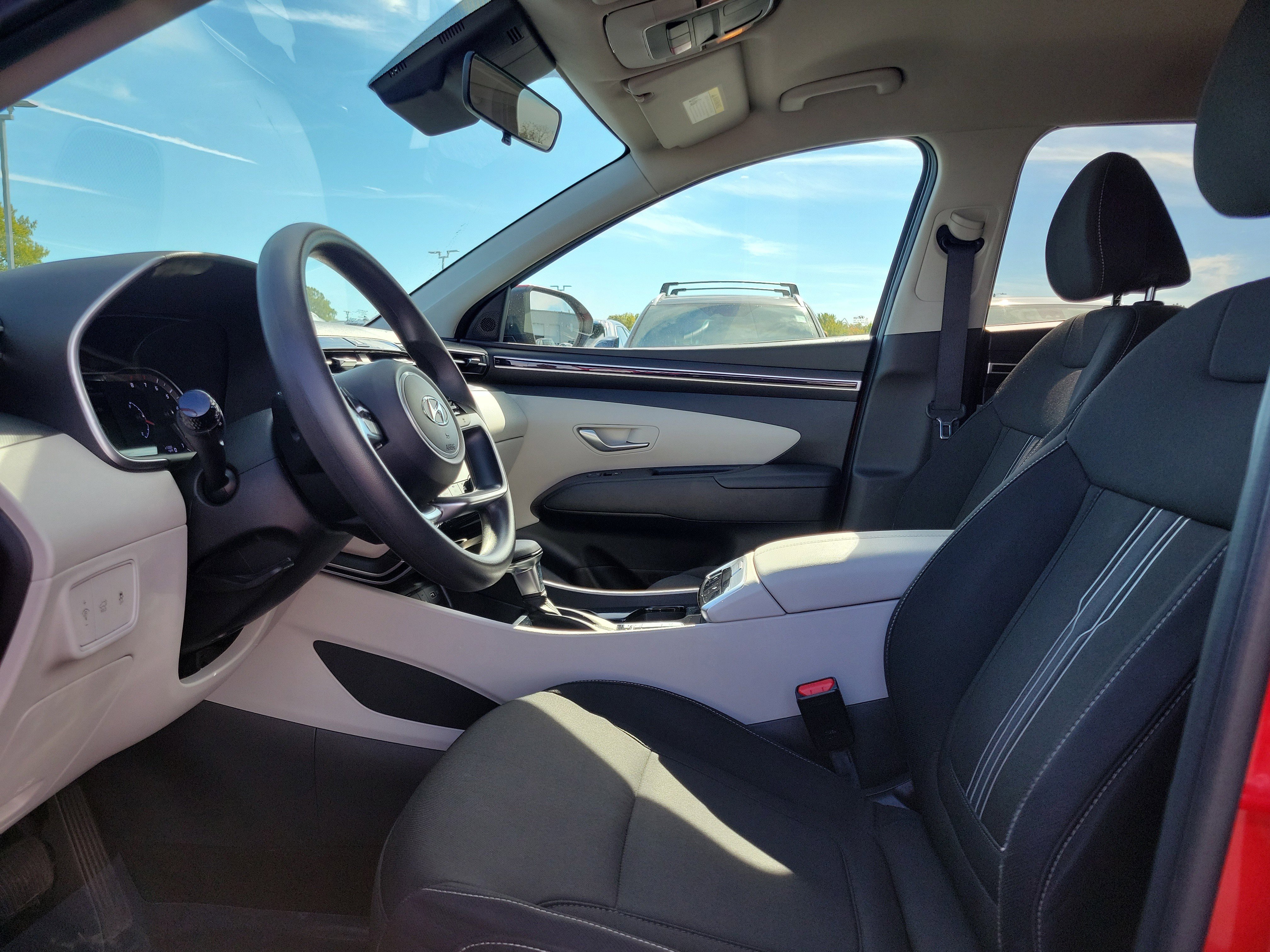 Used 2023 Hyundai Tucson SEL image 15