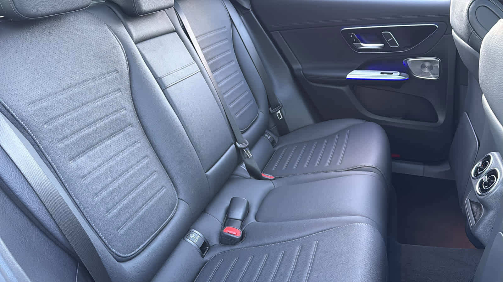 New 2026 Mercedes-Benz GLC 300 4MATIC image 34