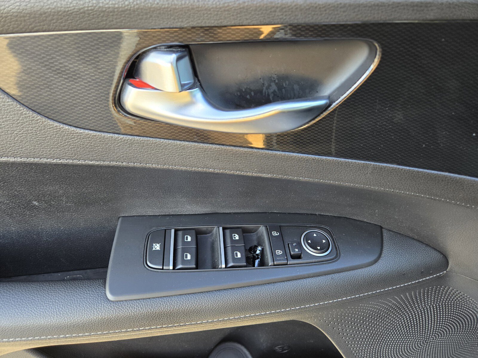 Certified 2023 Kia Forte GT-Line image 18