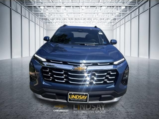 Used 2025 Chevrolet Equinox LT w/ Convenience Package II AWD/4WD image 2
