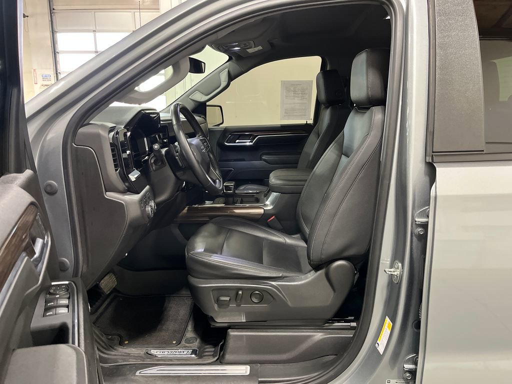 Used 2023 Chevrolet Silverado 1500 RST w/ RST All Star Premium Package image 27