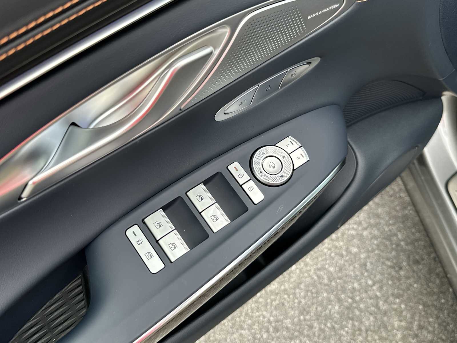 New 2026 Genesis GV70 3.5T Sport Prestige AWD/4WD image 15