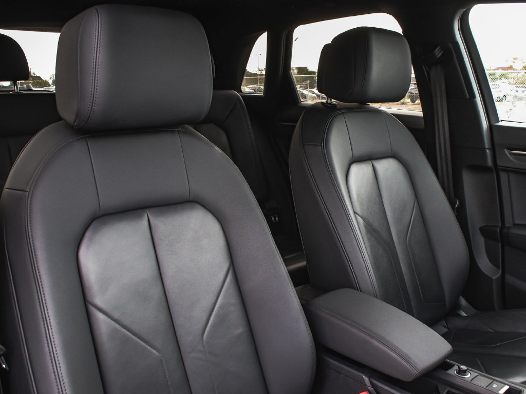 Used 2025 Audi Q3 2.0T Premium AWD/4WD image 41