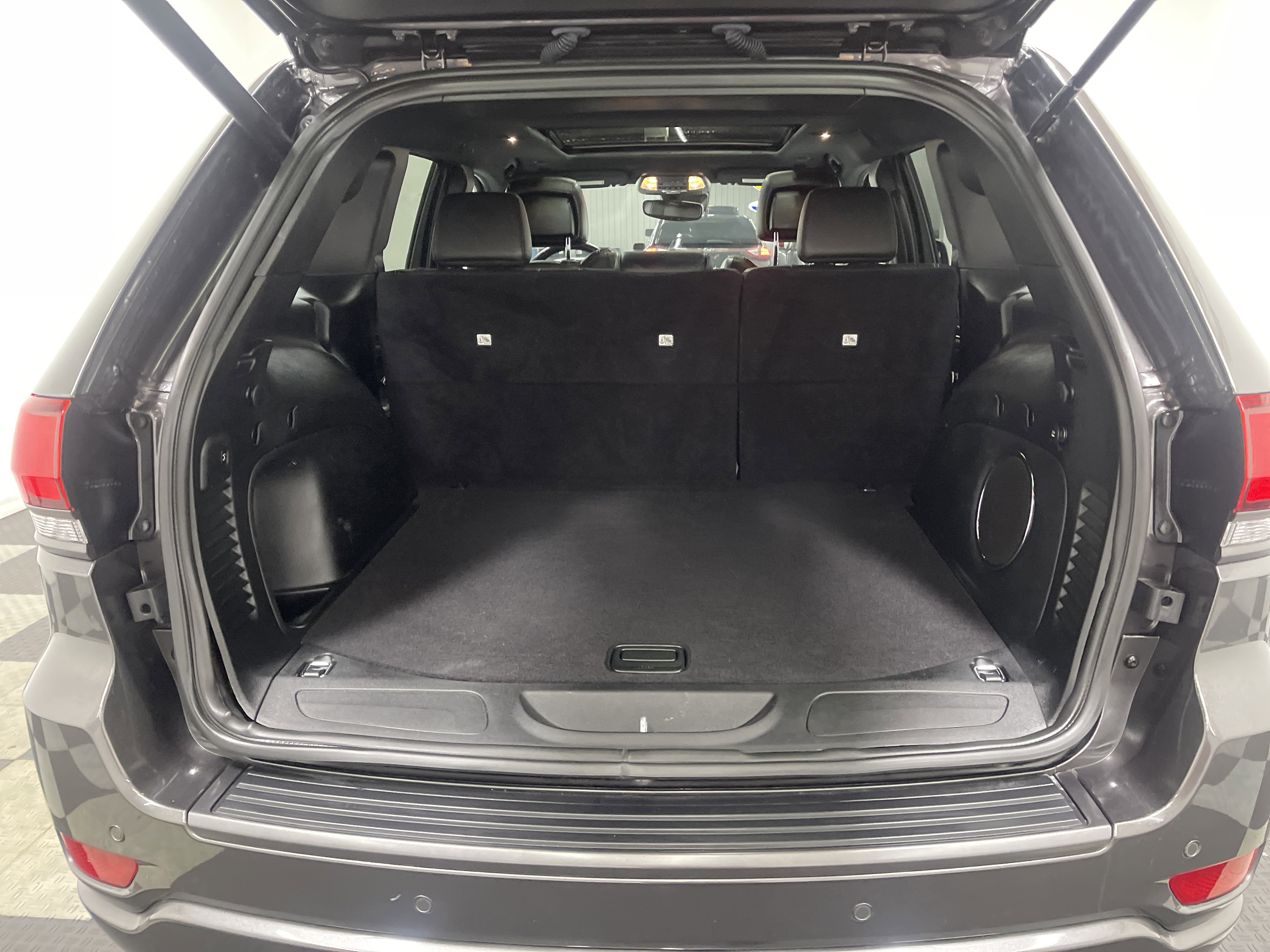 Used 2021 Jeep Grand Cherokee Limited w/ Quick Order Package 28K 80th image 18