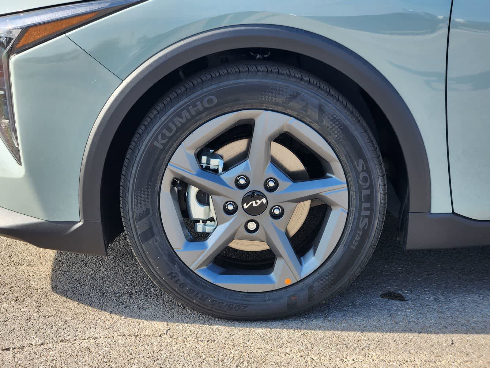 New 2026 Kia K4 FWD image 9