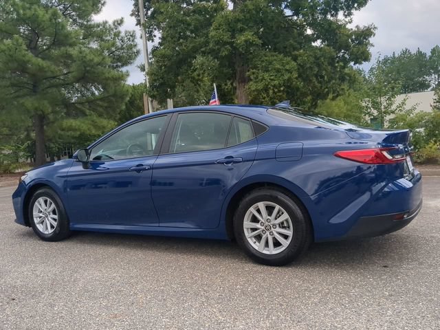 Used 2026 Toyota Camry LE FWD image 6
