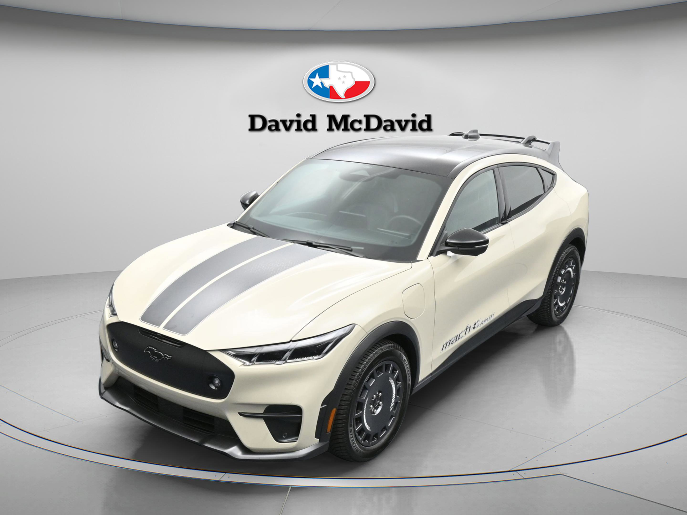 Used 2025 Ford Mustang Mach-E GT AWD/4WD image 30