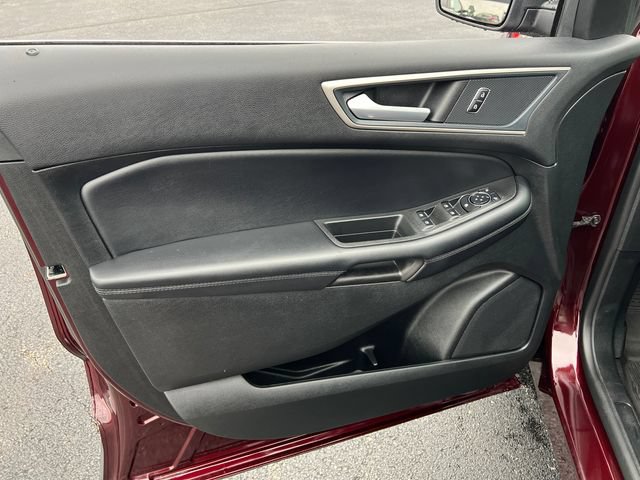 Used 2024 Ford Edge SEL w/ Convenience Package AWD/4WD image 11