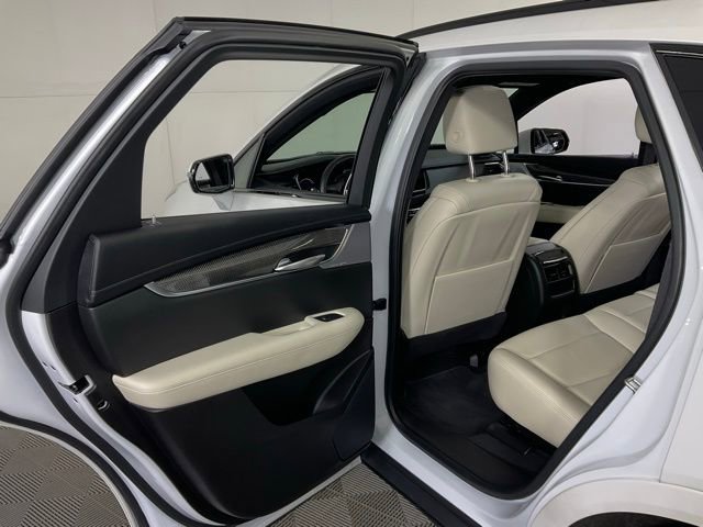 Certified 2025 Cadillac XT5 Sportv image 29