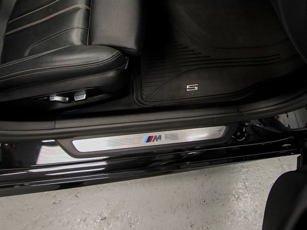 Used 2023 BMW 530e xDrive w/ Premium Package AWD/4WD image 27