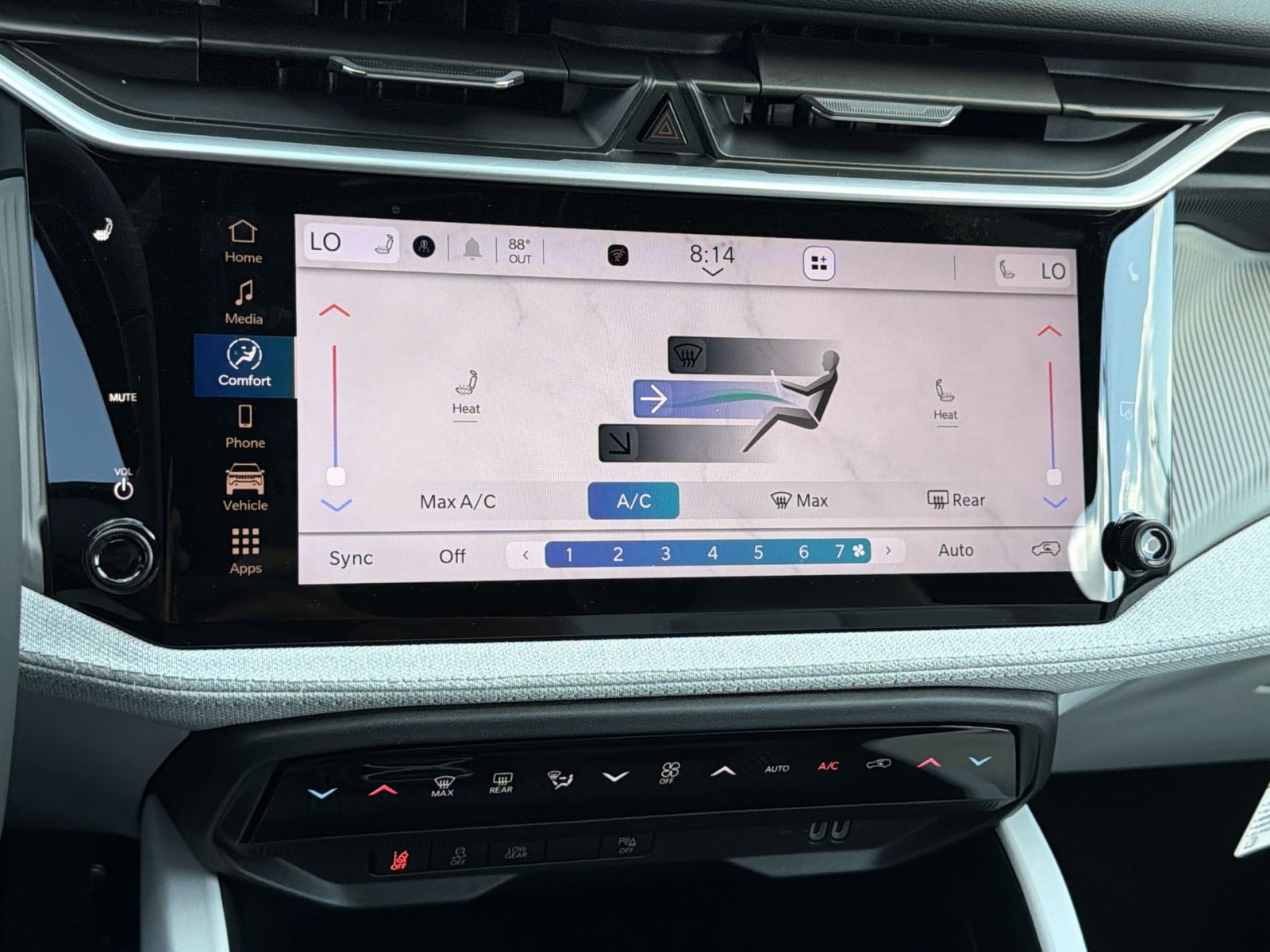 New 2026 Jeep Cherokee Laredo AWD/4WD image 20