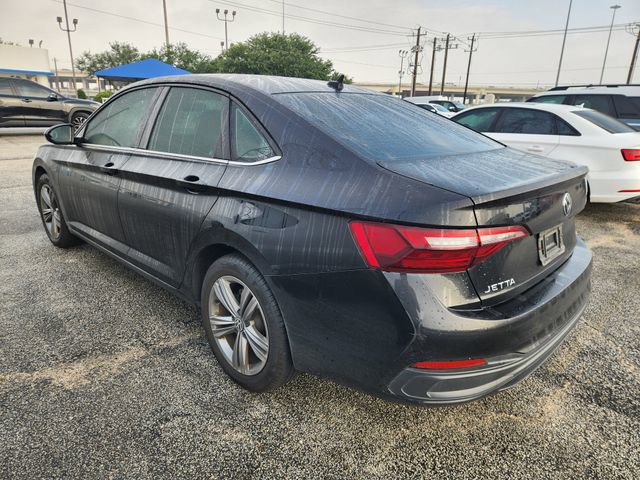 Used 2022 Volkswagen Jetta SE image 4