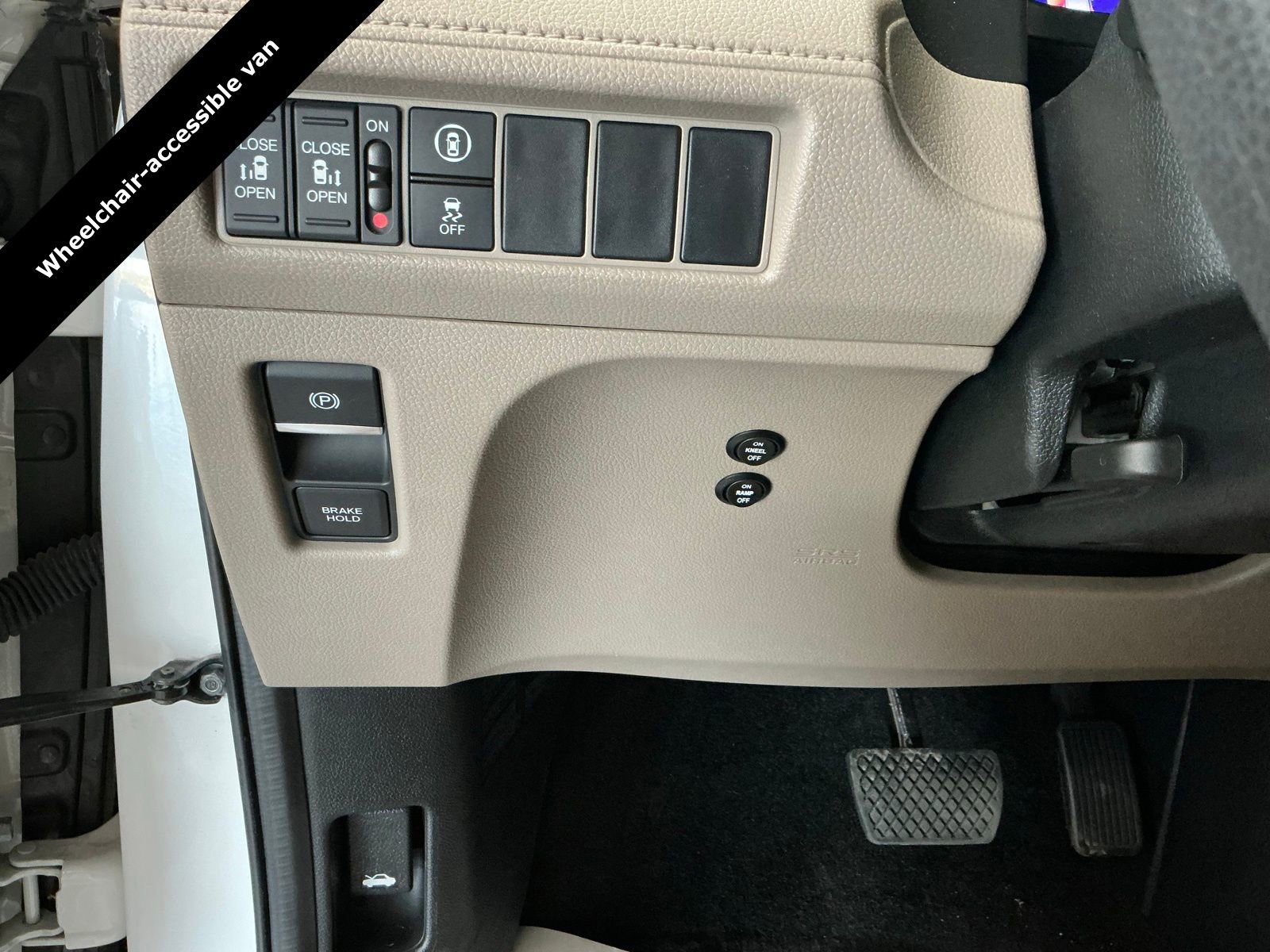 Used 2021 Honda Odyssey EX image 25