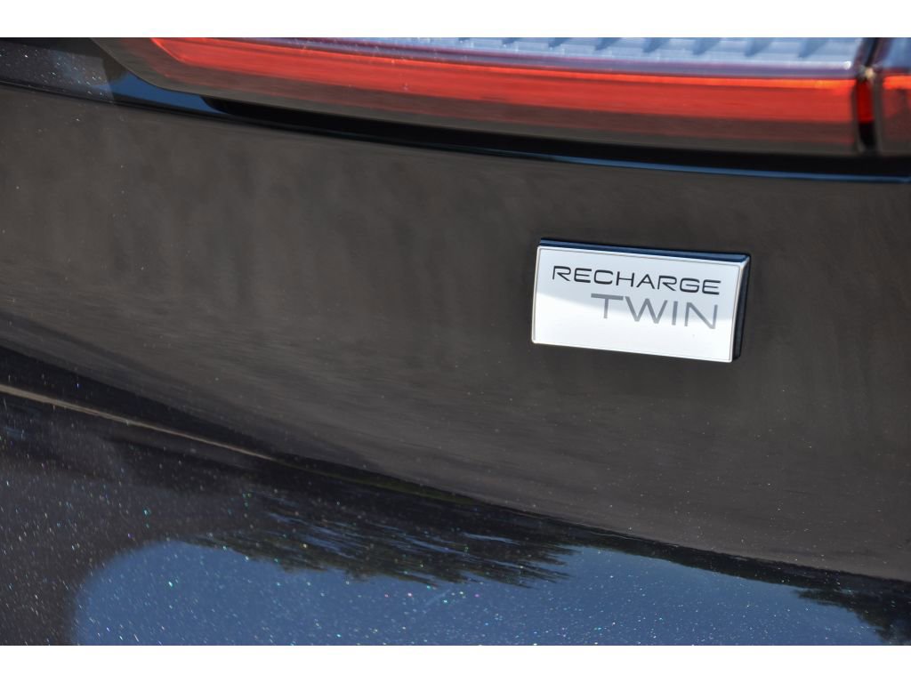 Used 2023 Volvo C40 P8 Recharge Plus AWD/4WD image 27