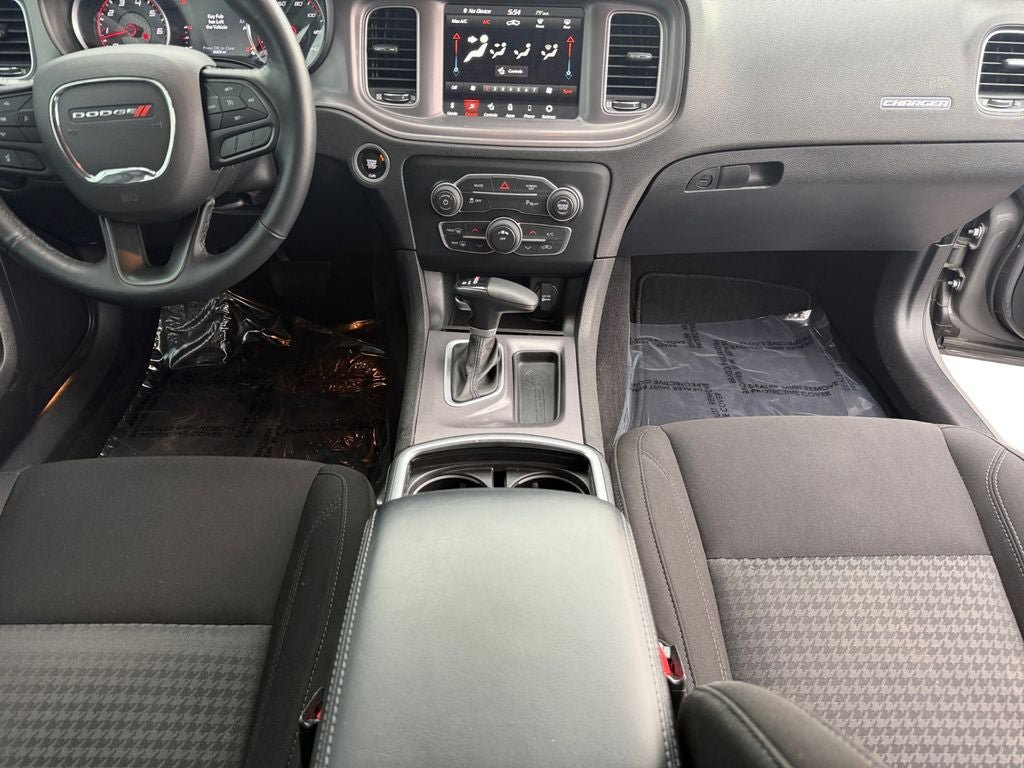 Used 2023 Dodge Charger SXT w/ Cold Weather Package RWD image 17