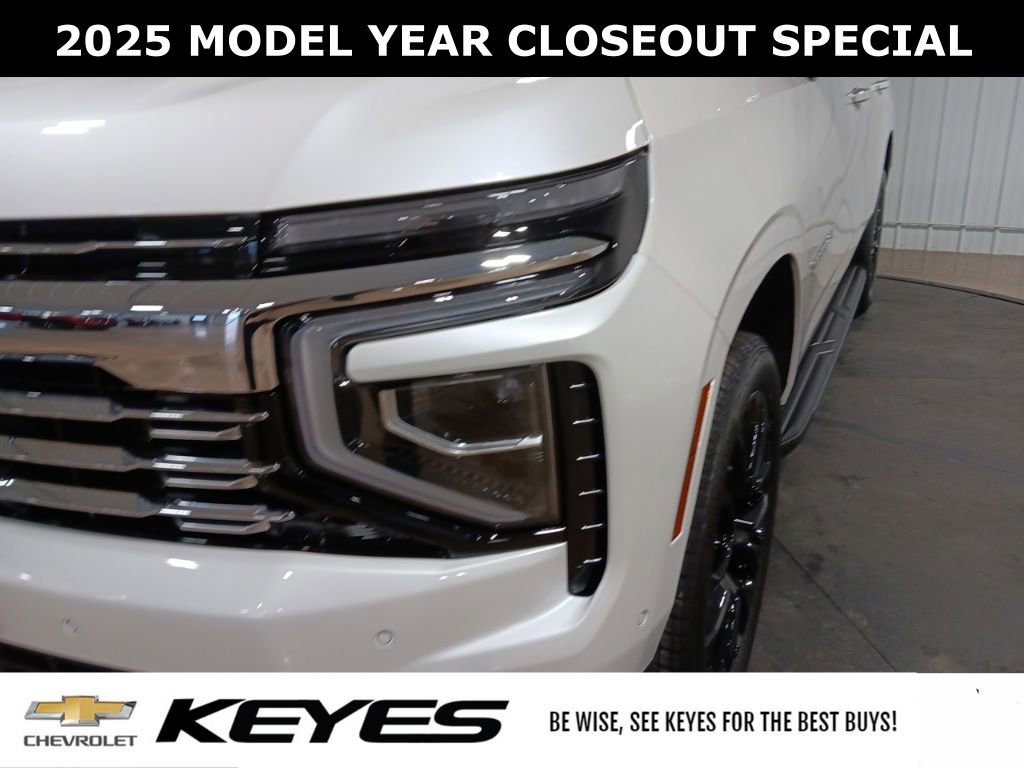 New 2025 Chevrolet Suburban Premier image 14