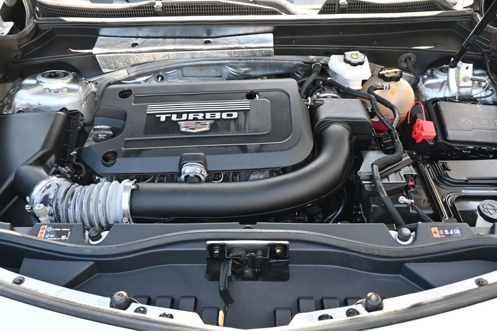 Used 2022 Cadillac XT4 Premium Luxury w/ Safety Alert Package image 19