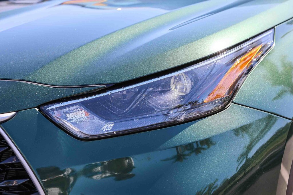 Used 2023 Toyota Highlander LE image 21