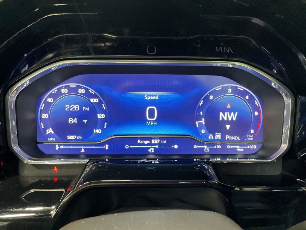 Used 2025 Chevrolet Silverado 2500 LT image 32