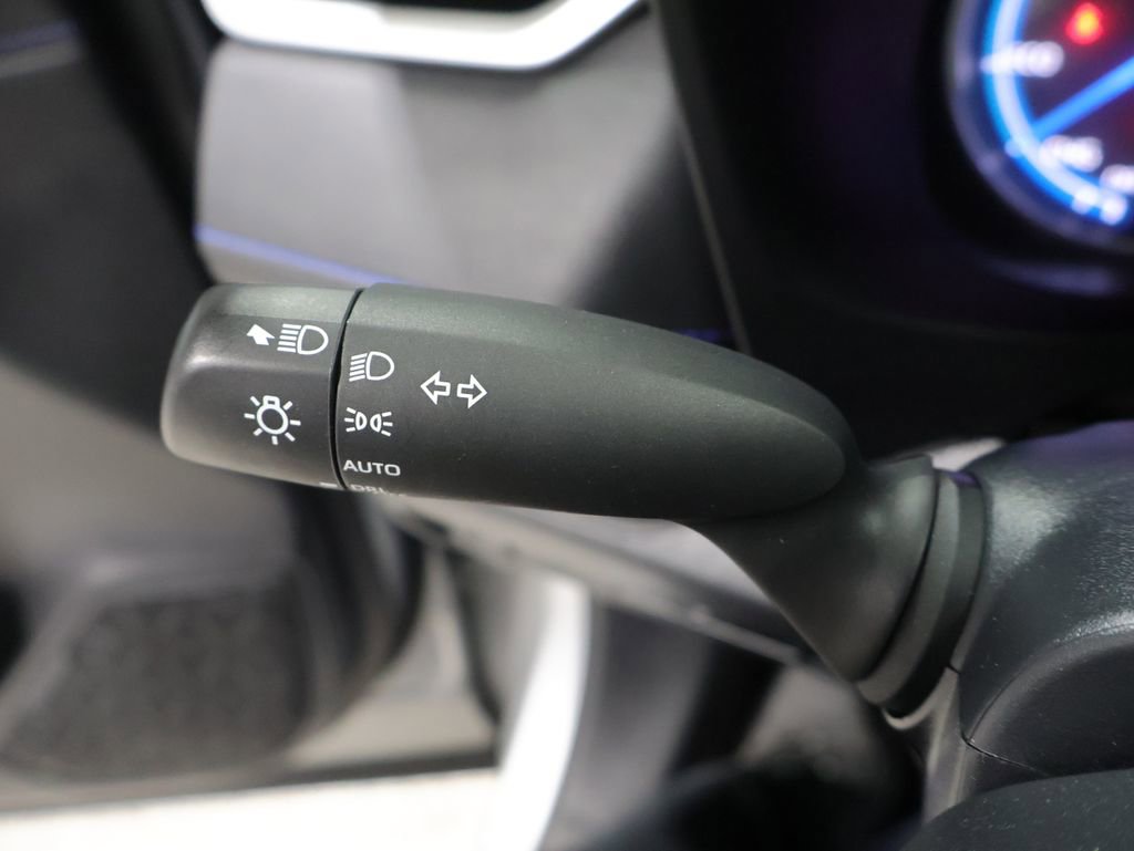 Used 2024 Toyota RAV4 XSE w/ Weather Package image 39