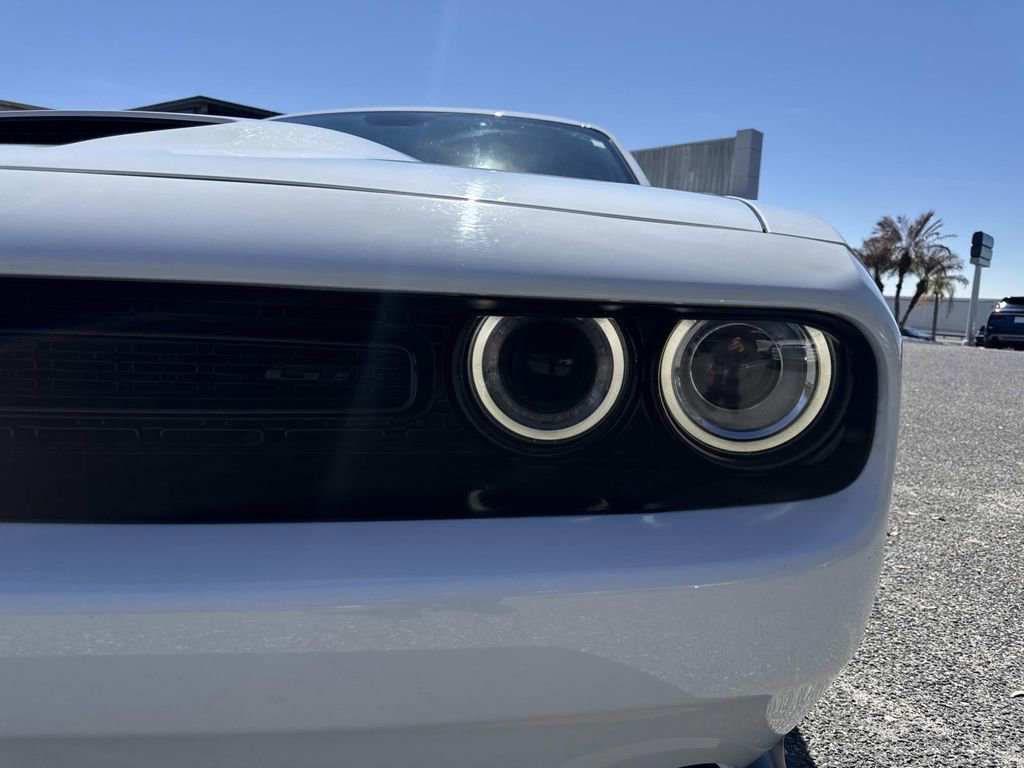 Used 2022 Dodge Challenger GT w/ Blacktop Package image 9