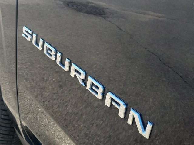 Used 2022 Chevrolet Suburban High Country AWD/4WD image 35