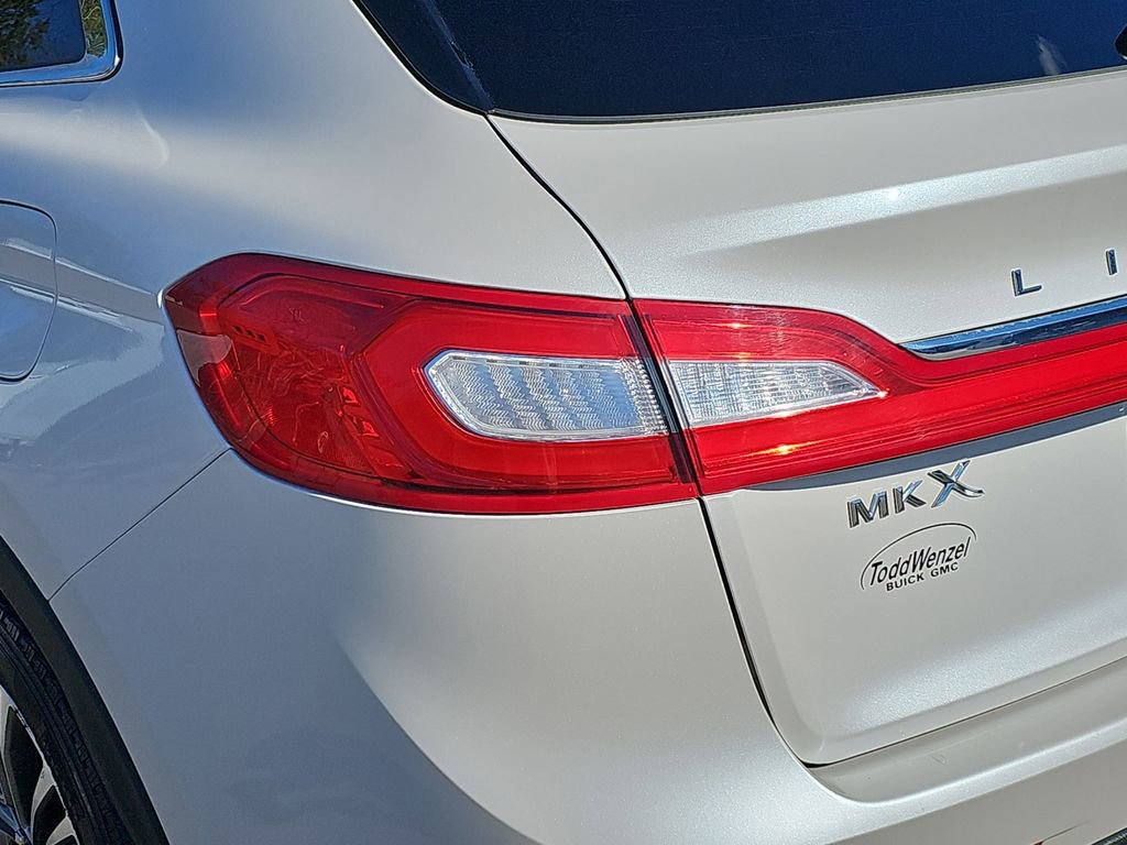 Used 2016 Lincoln MKX Reserve w/ Climate Package image 41