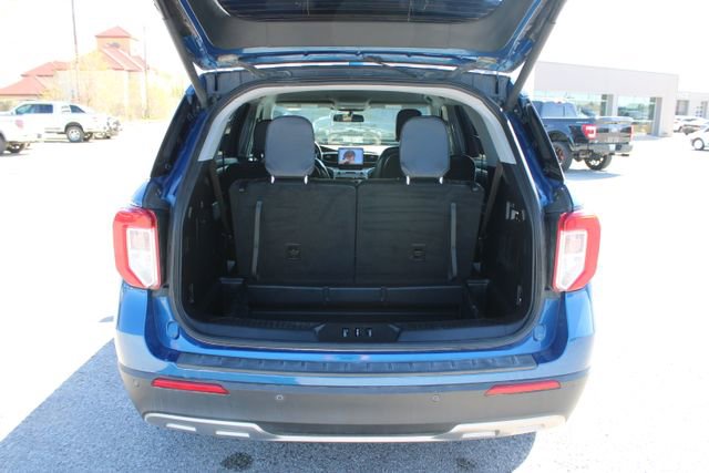 Used 2020 Ford Explorer XLT w/ Equipment Group 202A image 7