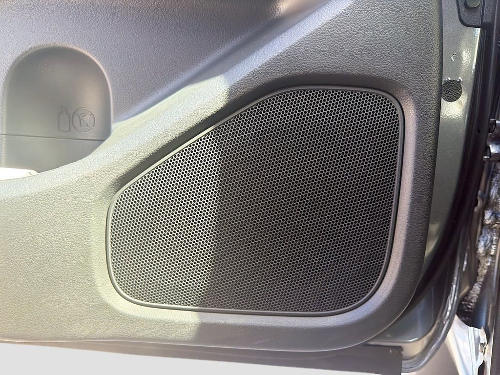 New 2026 Nissan Frontier SV w/ Tow Package image 19