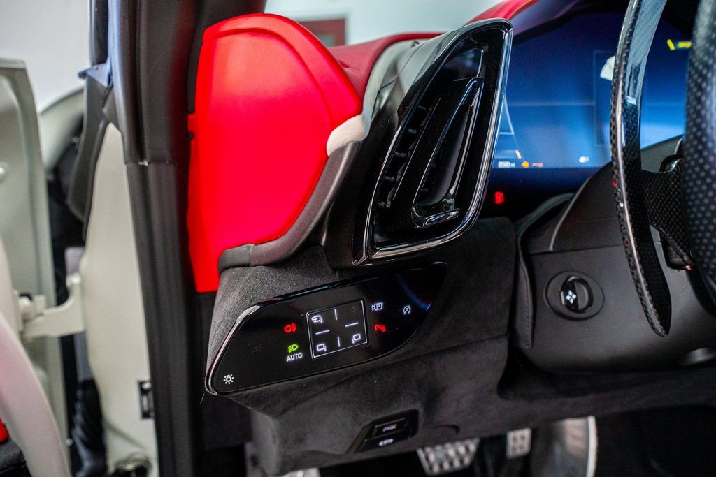 Used 2023 Ferrari Roma image 38