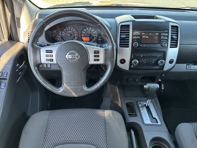 Used 2013 Nissan Frontier SV image 12