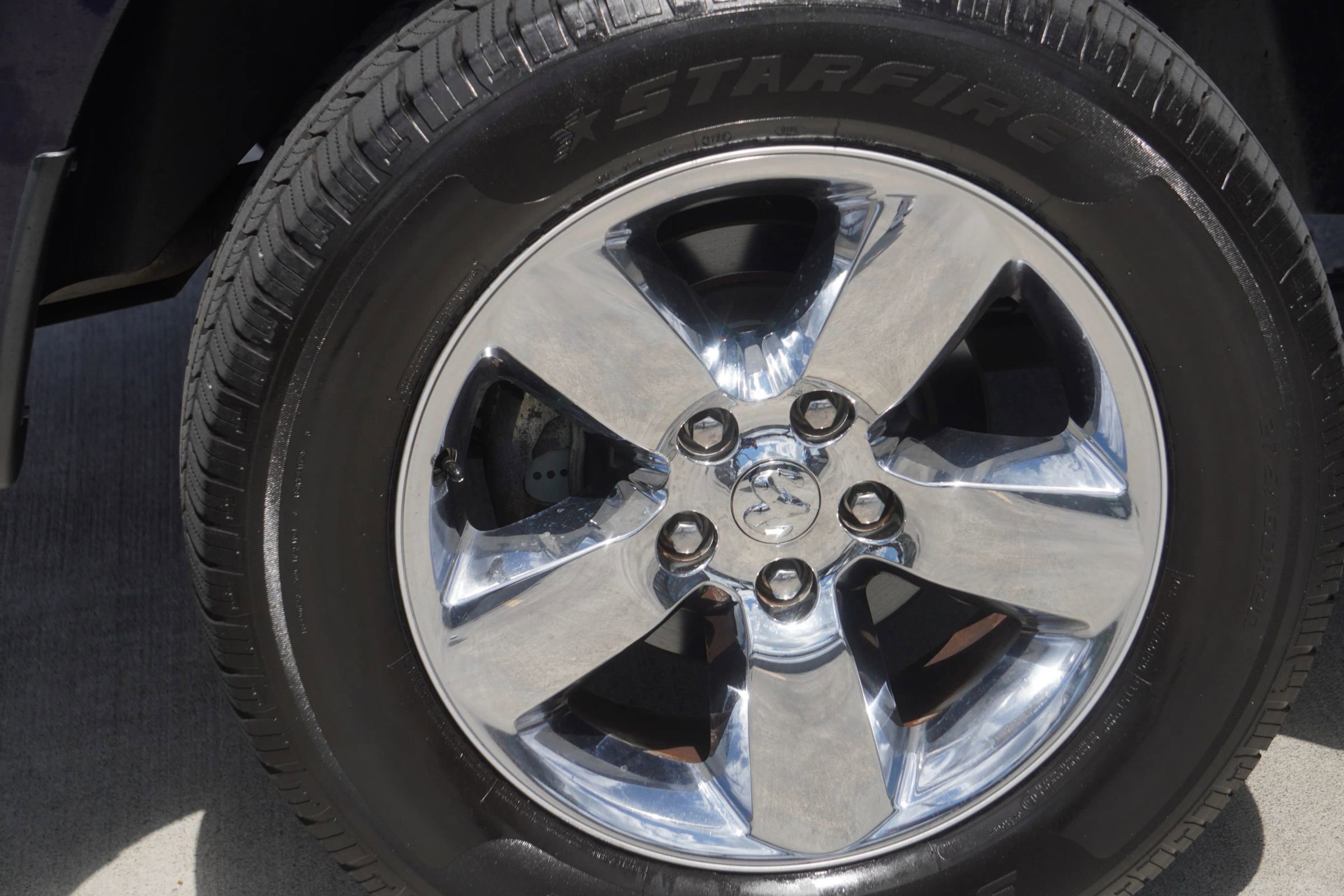 Used 2013 RAM 1500 Express image 13