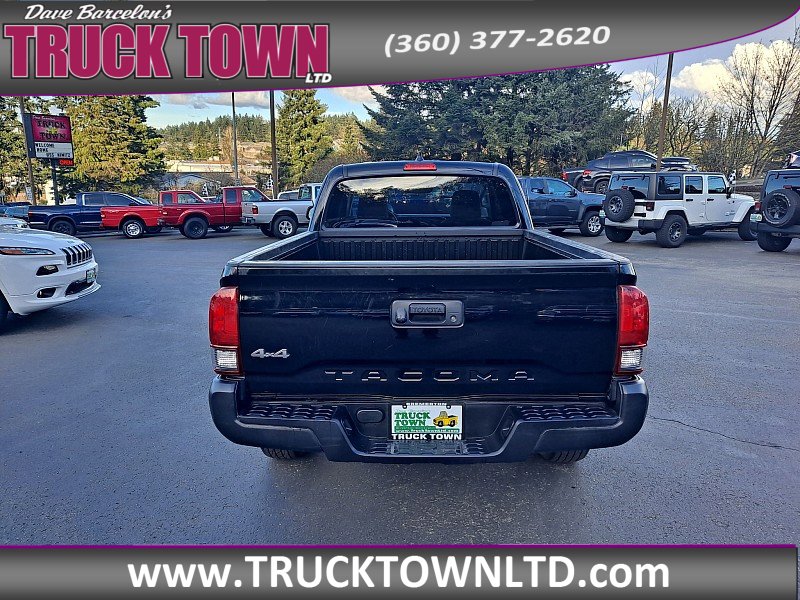 Used 2023 Toyota Tacoma SR image 4
