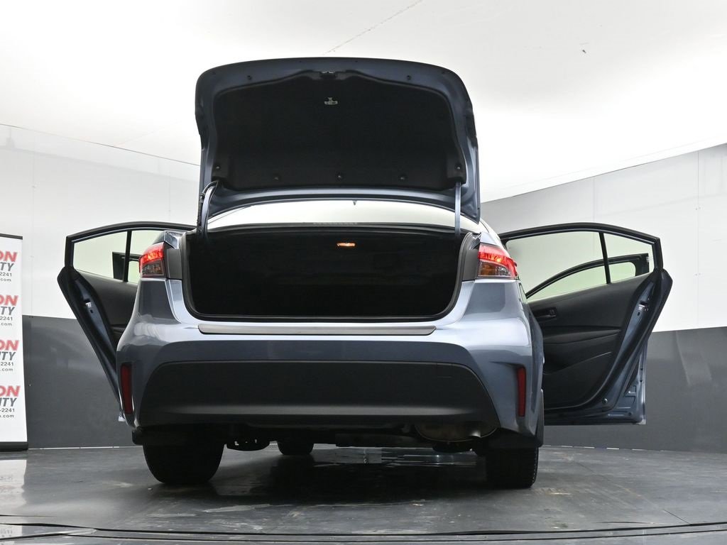 Used 2023 Toyota Corolla LE image 44