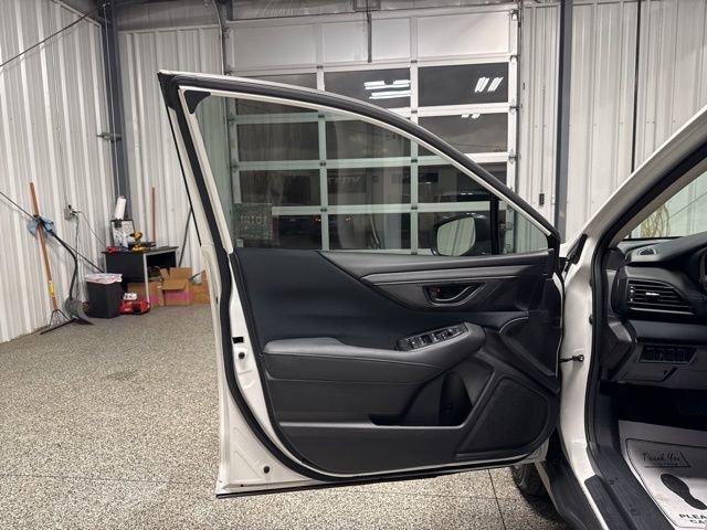 Used 2024 Subaru Outback 2.5i image 7