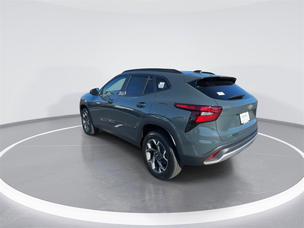 New 2026 Chevrolet Trax LT w/ Driver Confidence Package image 6