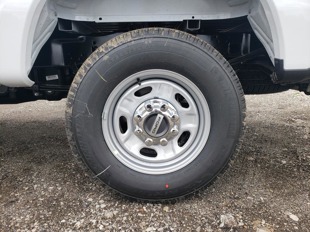 New 2026 Ford F250 XL AWD/4WD image 12