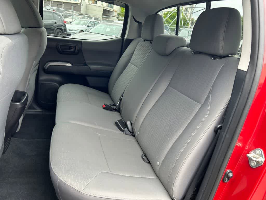 Used 2016 Toyota Tacoma SR5 w/ SR5 Appearance Package (SN) AWD/4WD image 13