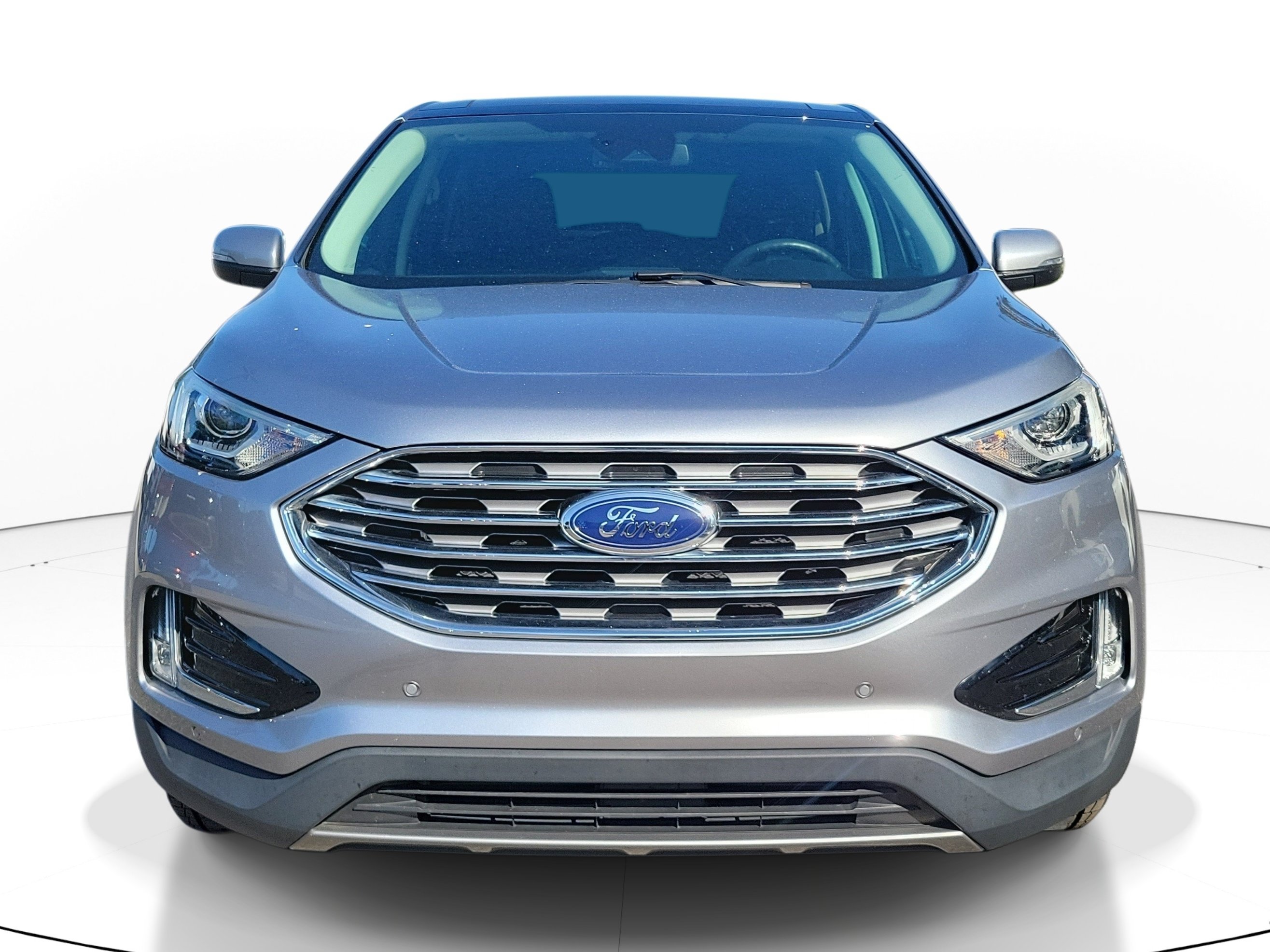 Used 2022 Ford Edge Titanium AWD/4WD image 2