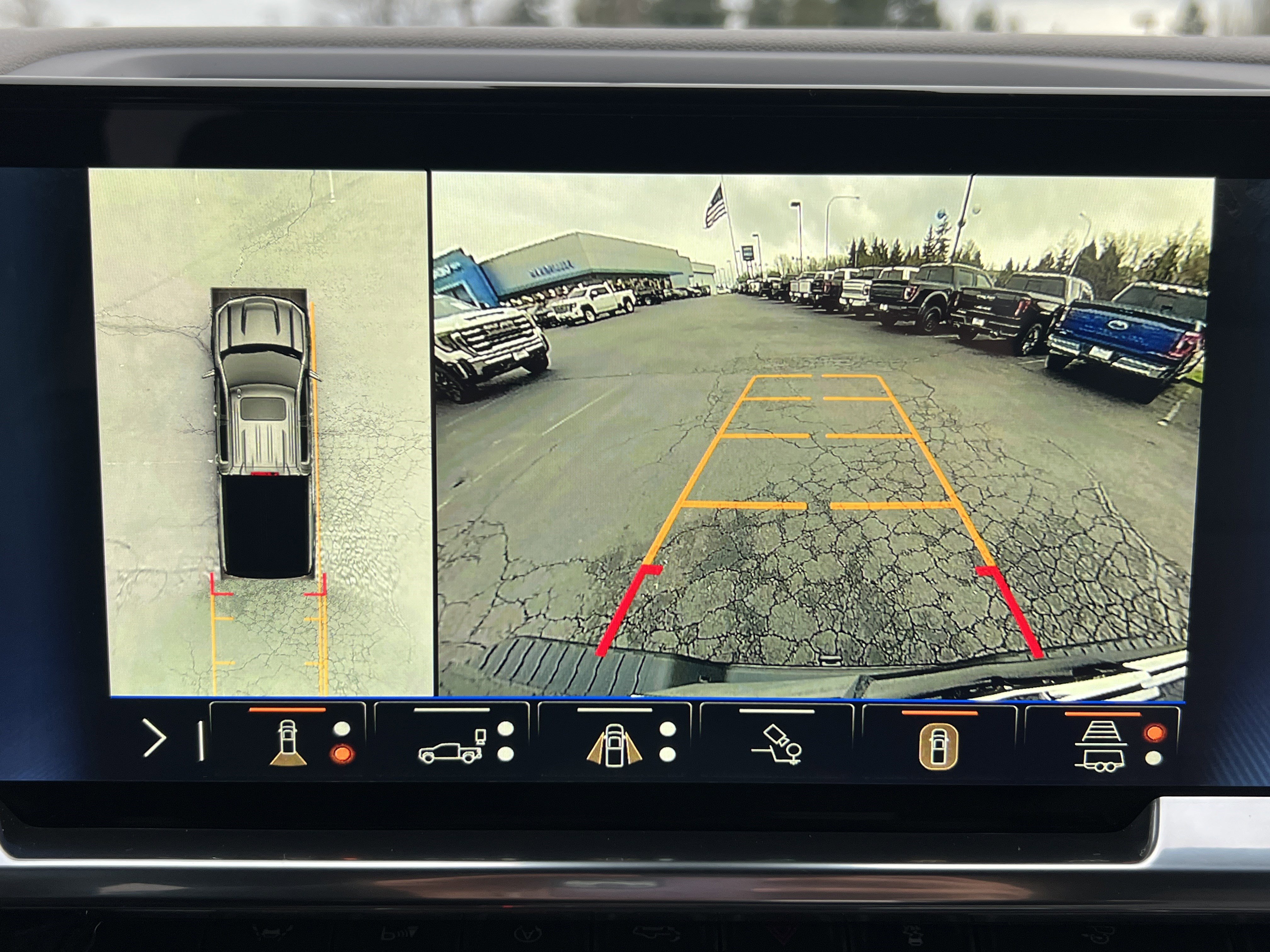 Used 2026 Chevrolet Silverado 1500 LT Trail Boss w/ Safety Package image 17