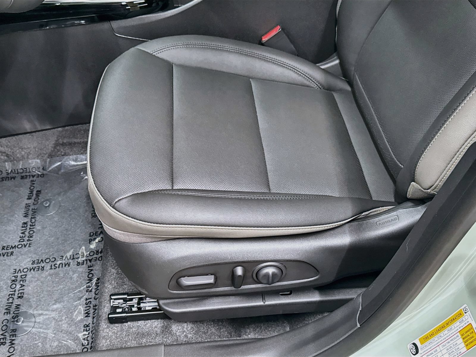 New 2026 Chevrolet Trax ACTIV w/ Driver Confidence Package FWD image 22