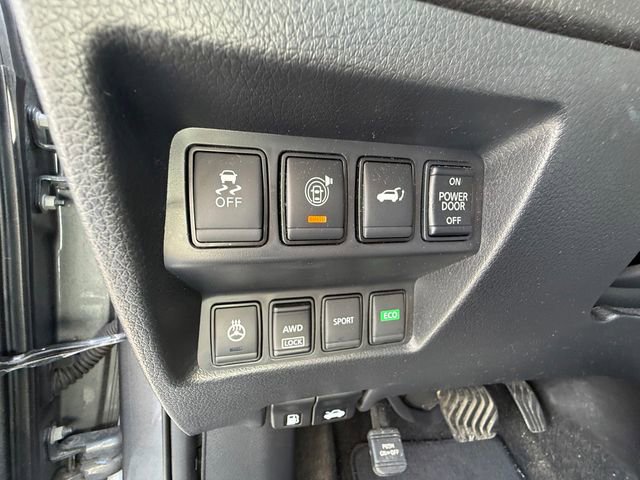 Used 2017 Nissan Rogue SL w/ SL Premium Package image 15