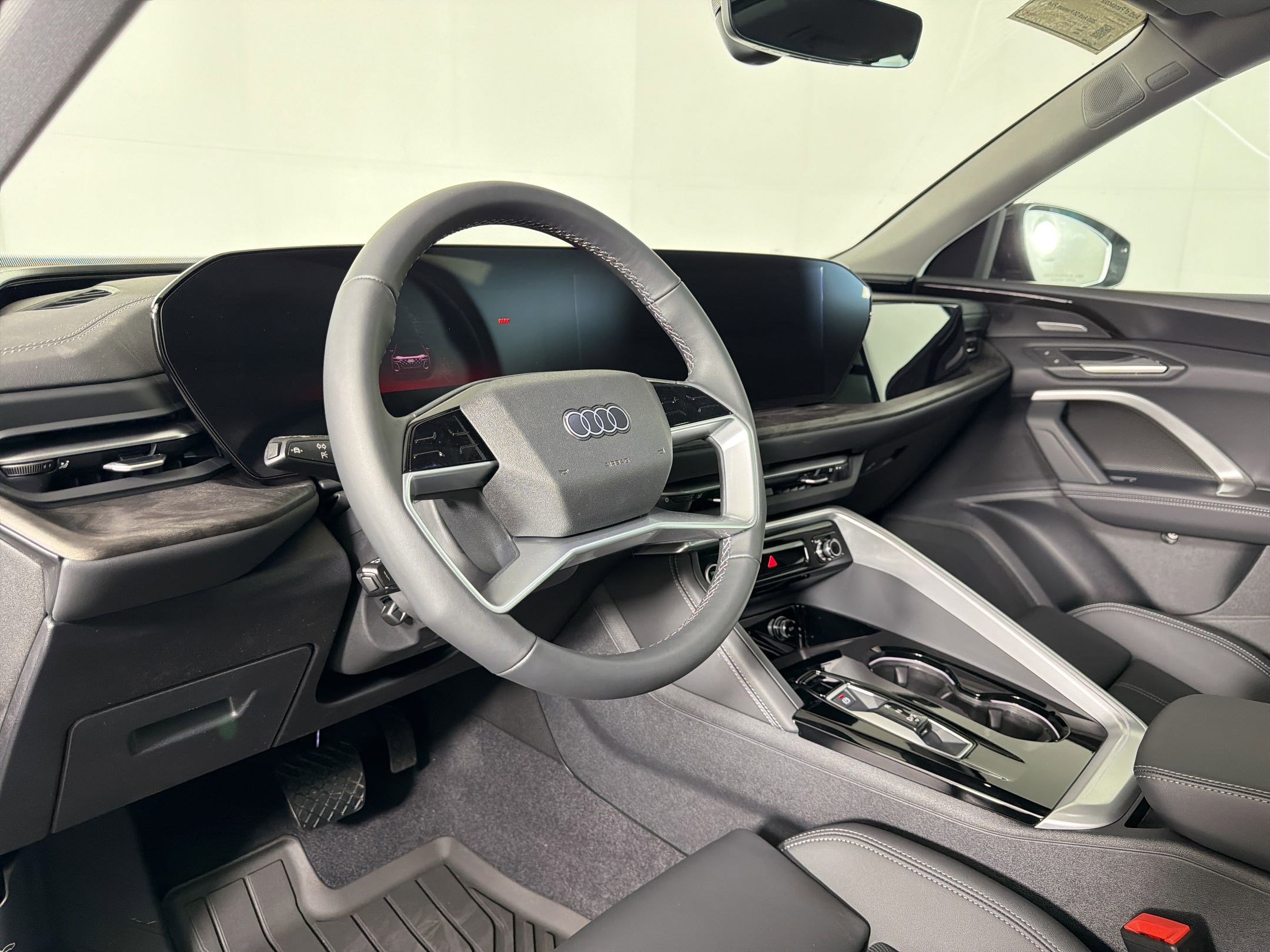 New 2025 Audi Q5 Premium AWD/4WD image 4