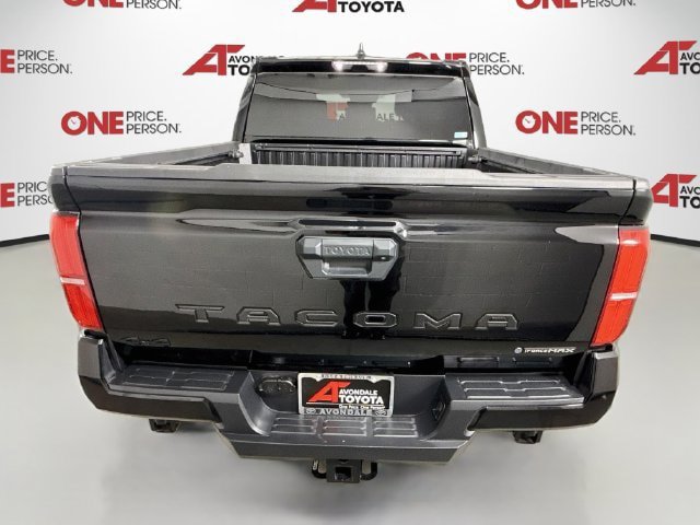 Certified 2025 Toyota Tacoma TRD Off-Road AWD/4WD image 7