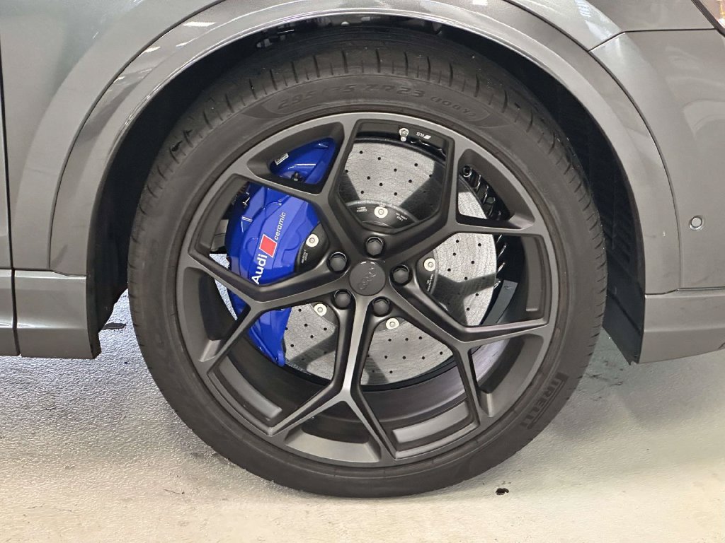 Used 2026 Audi RS Q8 performance AWD/4WD image 9